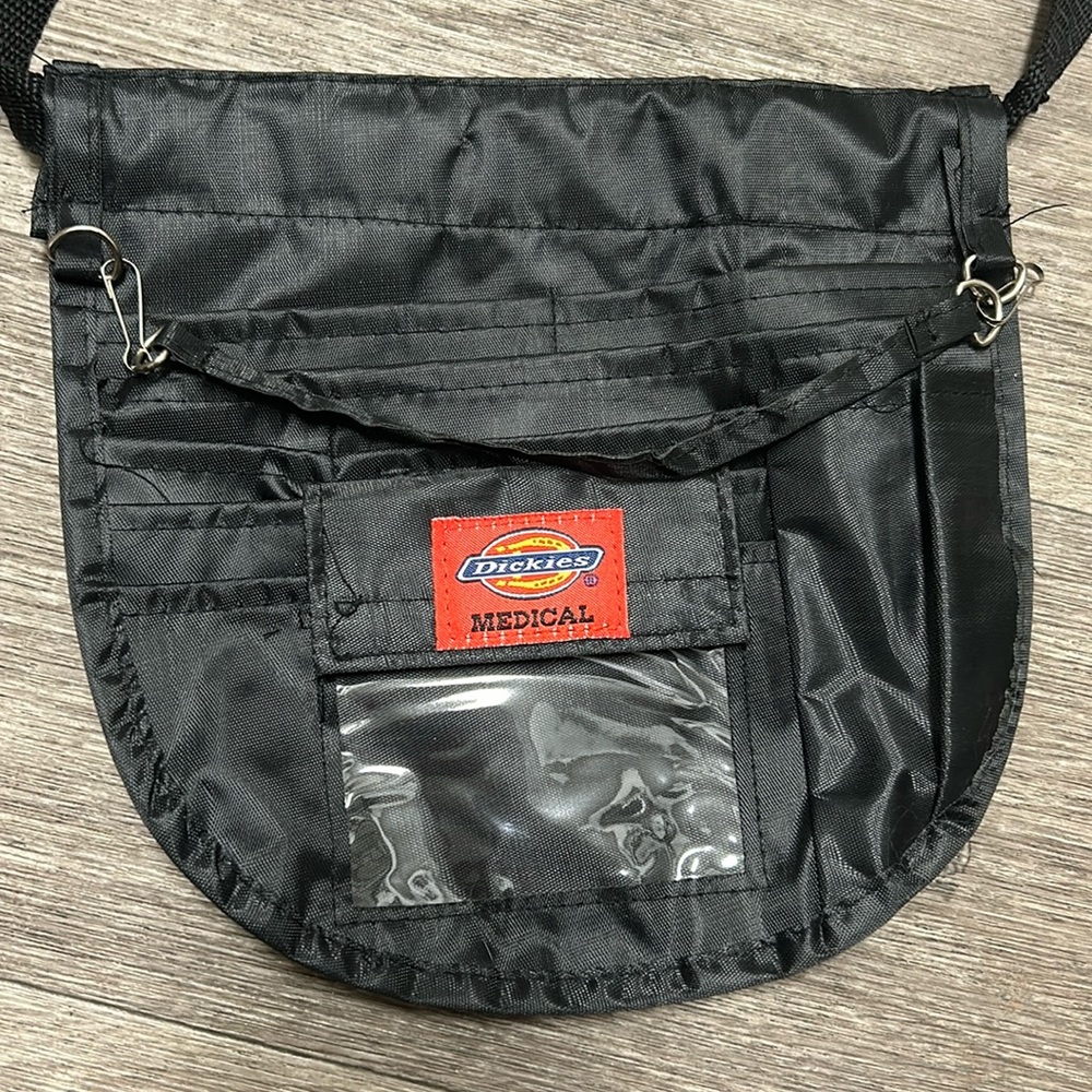 Dickies | Fanny Pack “medical” | OS